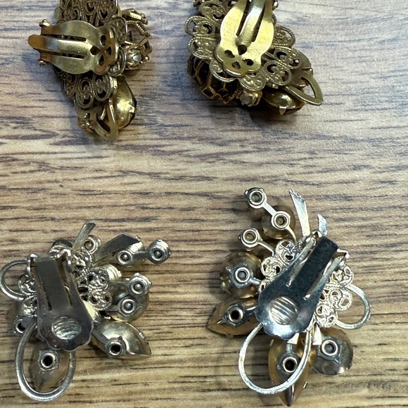 2 Pair Vintage Clip on Earring Sets Elegant Gold and Green, Purple & Gold - Picture 6 of 15